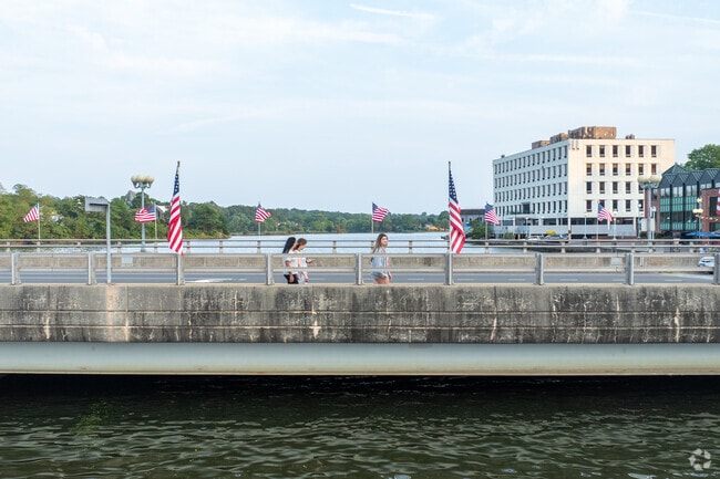 Red Coat residents can take a stroll over the Ruth Steinkraus Cohen Bridge to great shopping and dining in Westport.