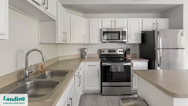 1601 W Arbrook Blvd unit 1038, Arlington, TX 76015 - photo 4