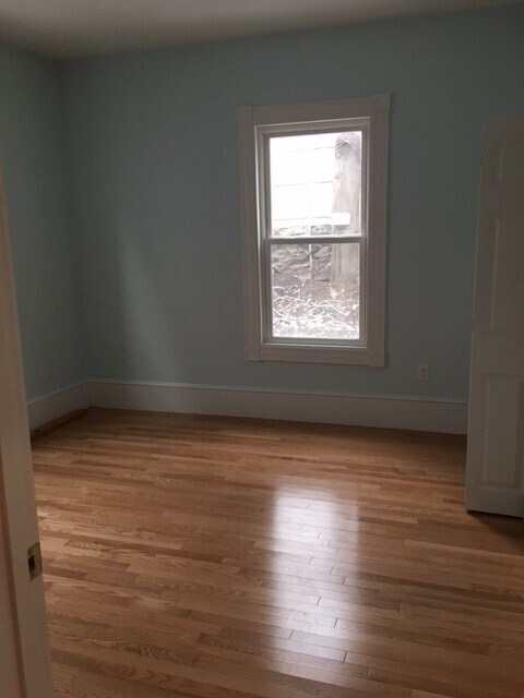 5 Dalrymple St unit 1, Jamaica Plain, MA 02130 - photo 3