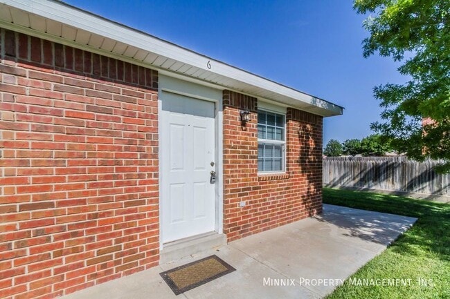 2805 Mable Dr unit 4, Canyon, TX 79015 - photo 4