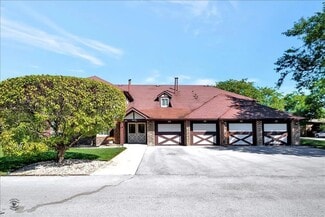 15718 Orlan Brook Dr Unit 200, Orland Park, IL 60462