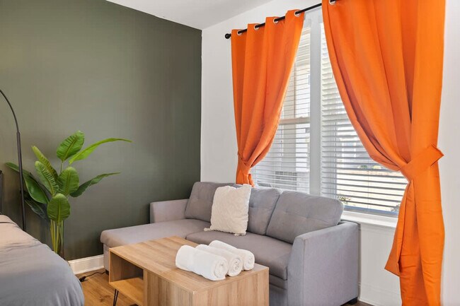 3121 Banyan Btm Ln unit ID1367333P, Charlotte, NC 28216 - photo 2