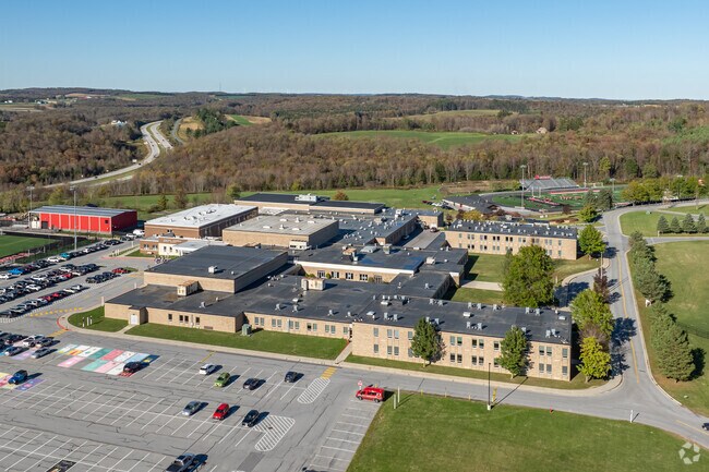 Central Cambria High School has a student-teacher ratio of 15-1.
