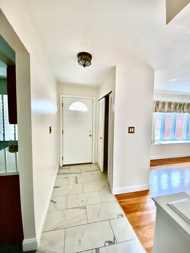 4505 Shenandoah Ave, Allen Park, MI 48101 - photo 2