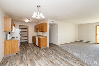 4801 E 41st St, Sioux Falls, SD 57110