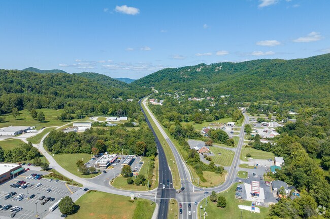 The Thomas Nelson Highway cuts through Shipman.