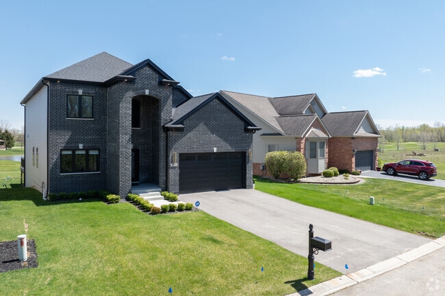 New Home builds with modern ammenities can be found in Holly.