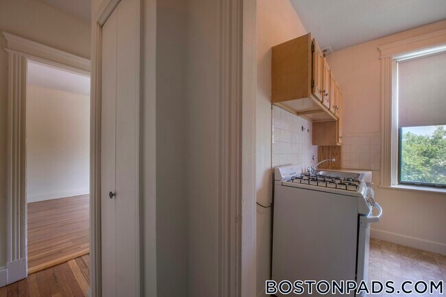 1144 Commonwealth Ave unit 26, Allston, MA 02134 - photo 2