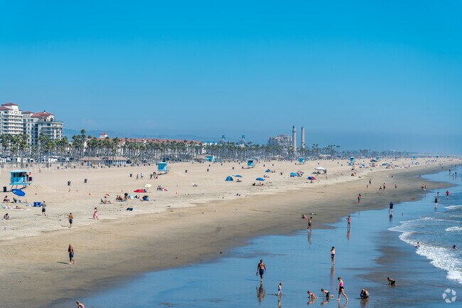 Downtown Huntington Beach is the go-to for many which its spacious and sandy shores for groups.