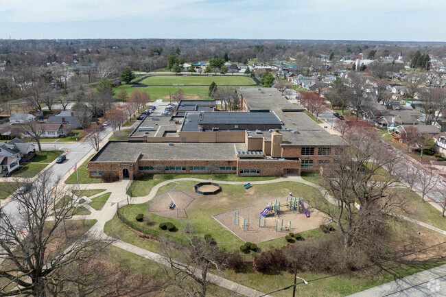 Carl G Fisher Elementary is a good place to learn.