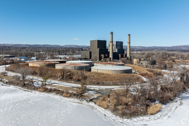 GenOn Energy operates in West Haverstraw, contributing to the region’s power supply and industrial history.