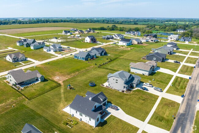 Developing neighborhoods continue to sprout up outside of Warren County towns.