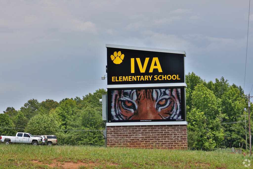 Iva Elementary 1