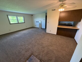 555 Roddy Rd Unit C-7, Salem, IL 62881