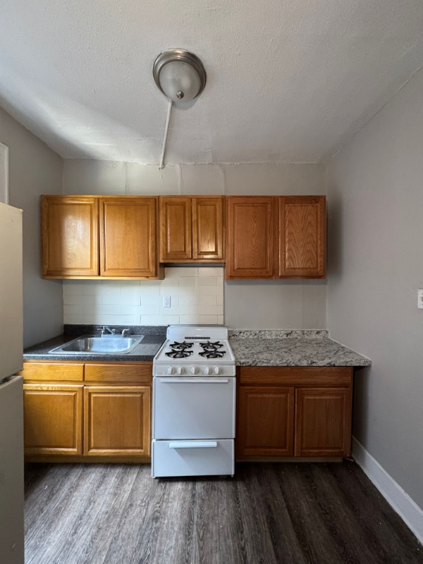 691 Elizabeth Ave Unit 57, Newark, NJ 07112