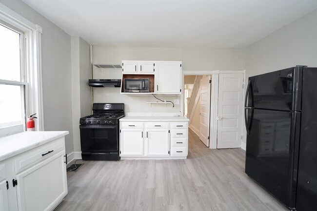 407 S Claymont St, Wilmington, DE 19801 - photo 2