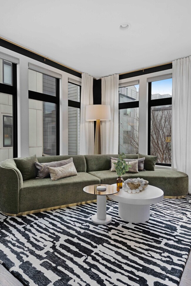 1210C Hawkins St unit ID1043961P, Nashville, TN 37203 - photo 3