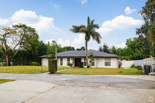 A charming ranch home on one of Abbey Park's many quiet streets.