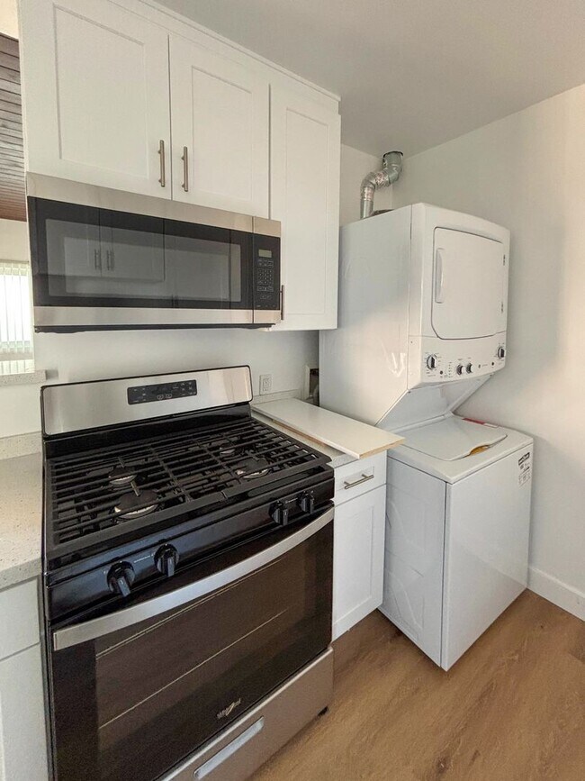 116 N Helberta Ave, Redondo Beach, CA 90277 - photo 4