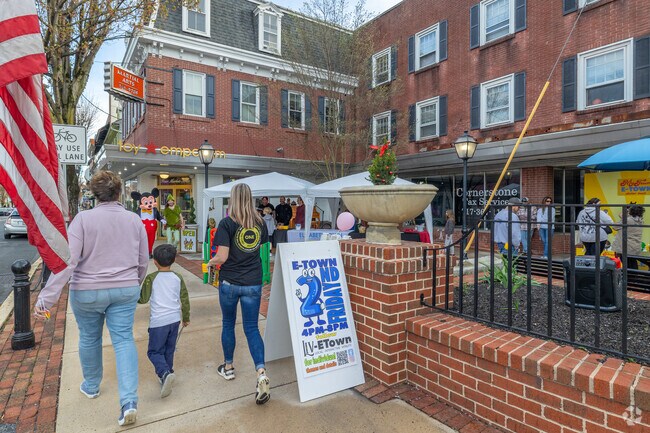 Second Friday's in Elizabethtown brings out the community to the downtown area for family fun.