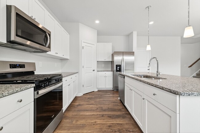 448 Hallingsfield Way, Zebulon, NC 27597 - photo 7