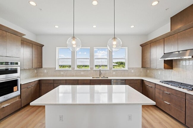 2166 Whitney Marsh Aly, Orlando, FL 32804 - photo 3