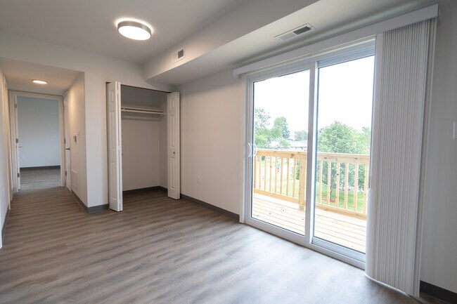 Northview Apartments, Cedar Rapids, IA 52404 - photo 6