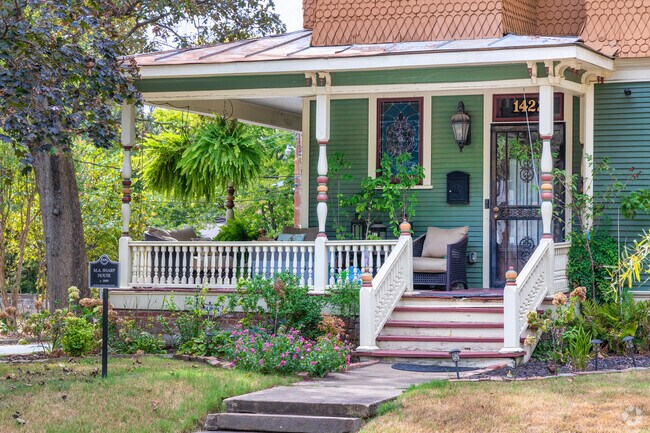 Front porches can be found everywhere in the Central High neighborhood.