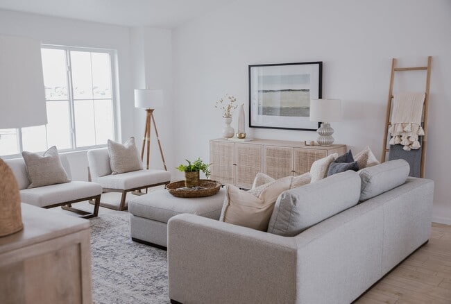 1729 Tobi Ln unit 38433999, Grand Forks, ND 58201 - photo 4