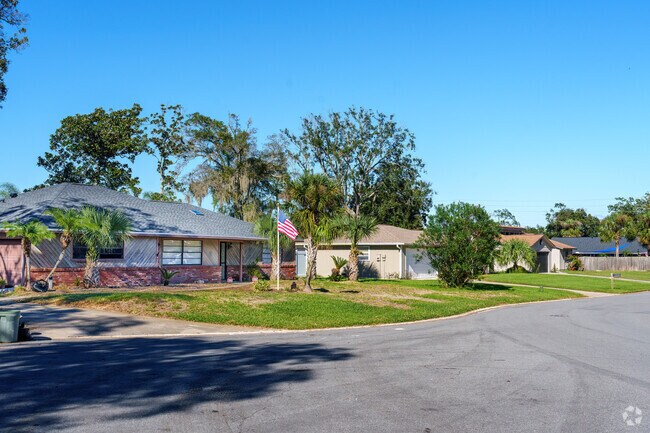The American flag proudly adorns many Oak Forest homes.