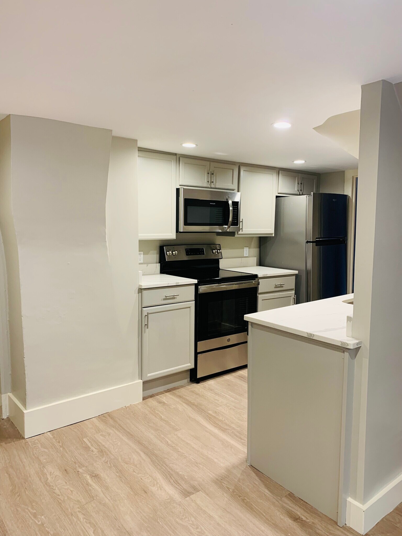 2015 Quechee Main St unit 4, Quechee, VT 05059 - photo 1