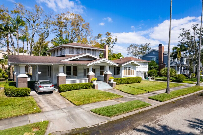 Craftsman bungalows are a signature of Hyde Park.