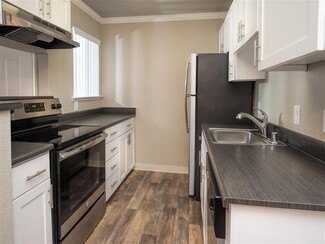 1097 Maywood Ln, Martinez, CA 94553
