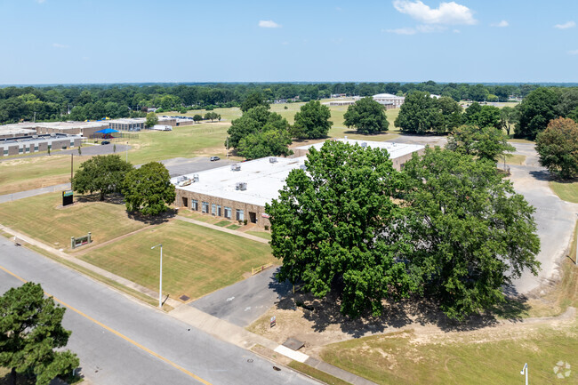 Sheffield Career & Tech Center in Memphis has plenty of green space.