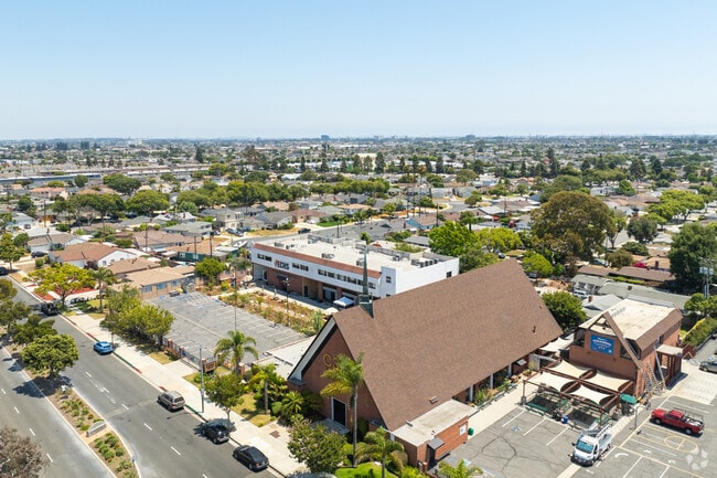 Environmental Charter High School is college preparatory high school.