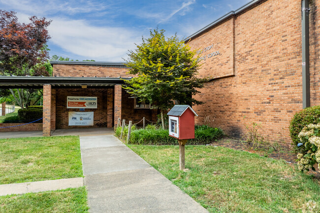A view of the front entrance to Three Chopt Elementary School.