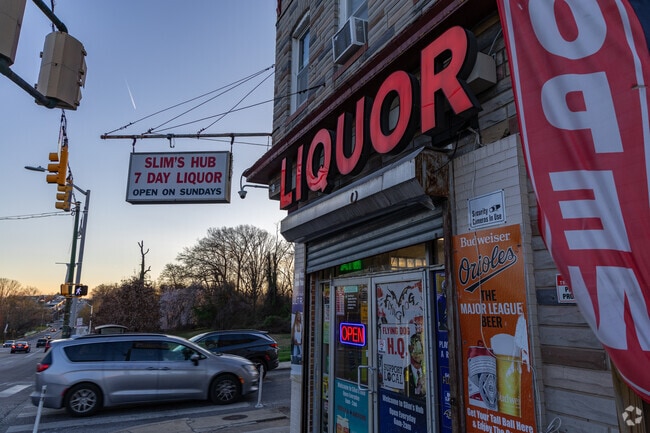 Slim's Ace of Club is a liquor store during the day and a sports bar by night.