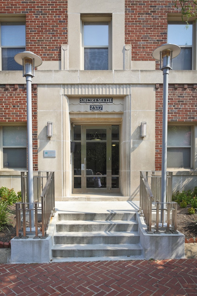 2517 K St NW, Washington, DC 20037