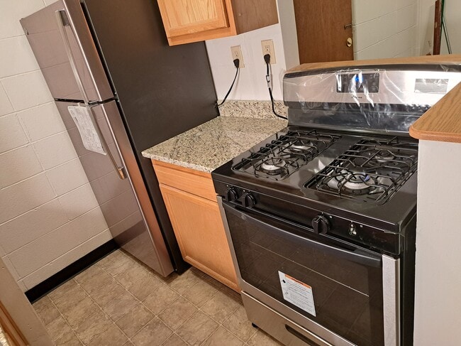 1836 N Star Rd unit H, Columbus, OH 43212 - photo 5