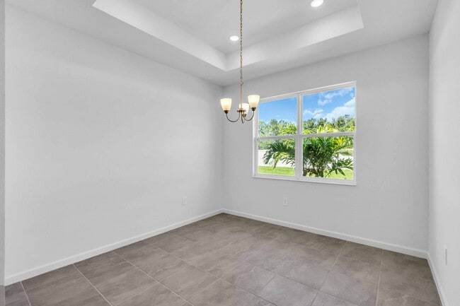 9581 Vibrant Ln, Venice, FL 34292 - photo 6