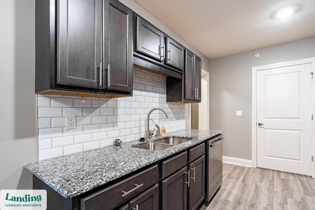 305 Laredo Dr unit 4-302, Cocoa, FL 32926 - photo 7