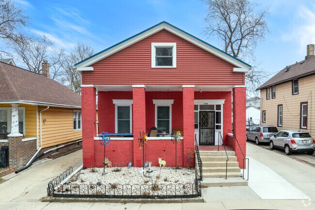 Bungalow homes come in all shapes, colors and sizes in The 9th Ward.