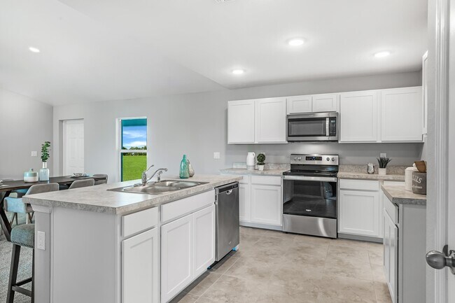 2032 El Jobean Rd unit 36502141, Port Charlotte, FL 33948 - photo 6