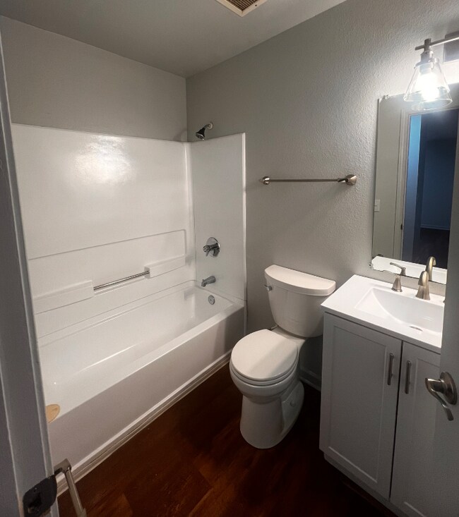 450 Barkley Landing Dr unit 205-10, Morristown, TN 37813 - photo 7