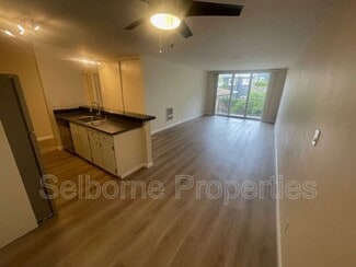 765 Rand Ave, Oakland, CA 94610