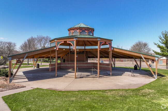 Richard Walton Park offers Events Space with Athletic Fields and Sport Courts.