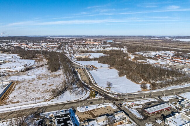 Fort Leavenworth is by far the largest employer in Leavenworth with more than 9,200 employees.