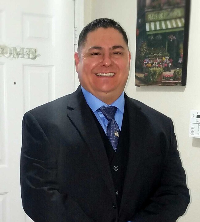 Agent Photo
