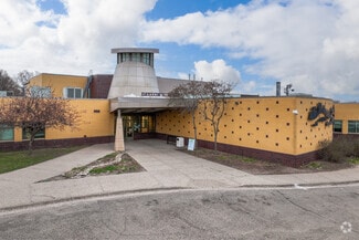 Dayton&#39;s Bluff Achievement Plus Elementary School