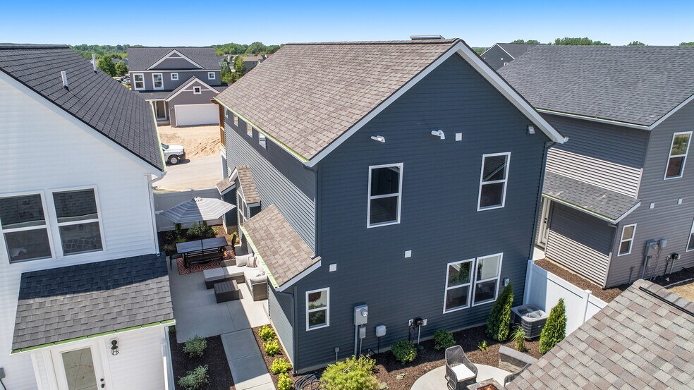 1760 Julienne Ct SW unit 38120761, Byron Center, MI 49315 - photo 1